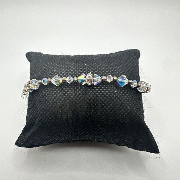 Unbelievable AB Crystal with silver tone accented bracelet! - Picture 9 of 12